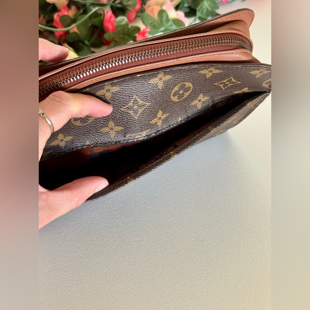 Louis Vuitton Monogram Orsay Clutch ๐ค๐ค - Picture 16 of 16